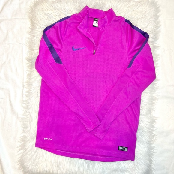 Nike Other - Nike Mid Layer Top